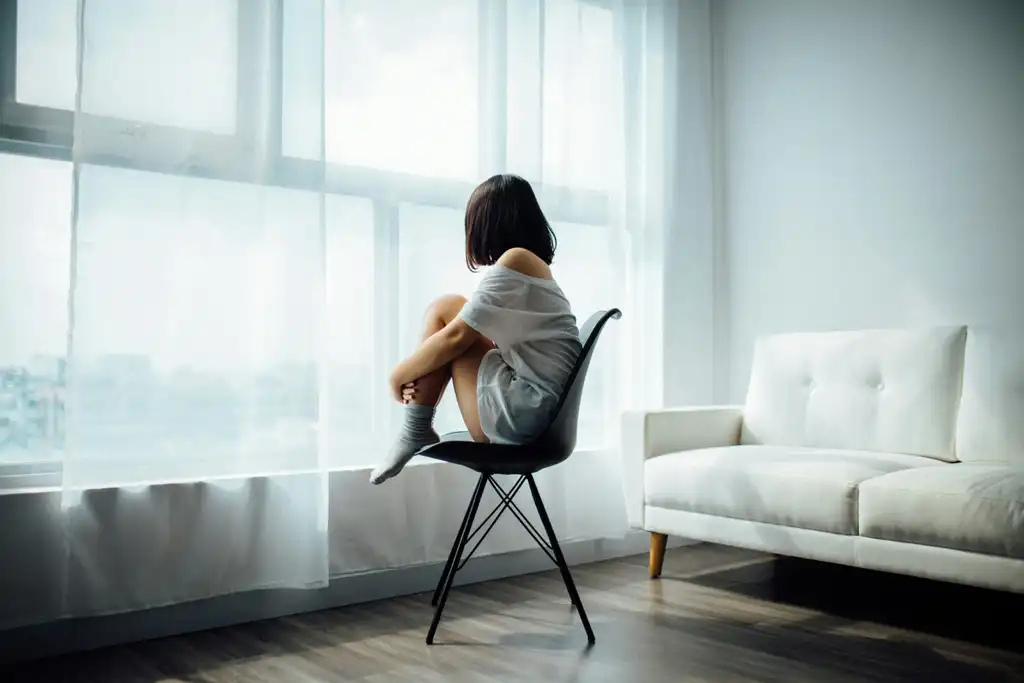 Separation Anxiety in Relationships: Causes and Solutions