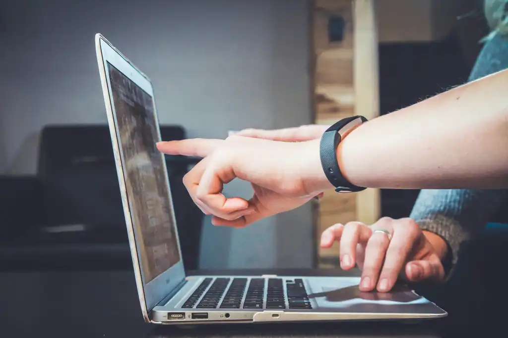 Online Jobs for People with Anxiety: Best Options and Tips