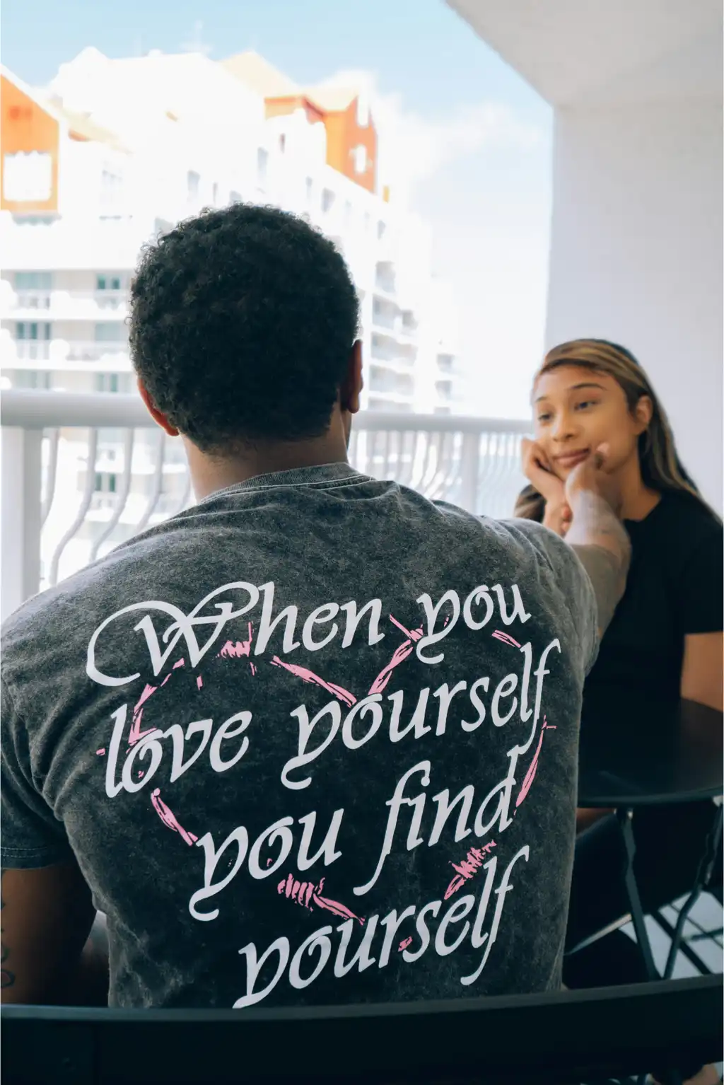 Love Bombing vs Genuine Interest: Telling the Difference